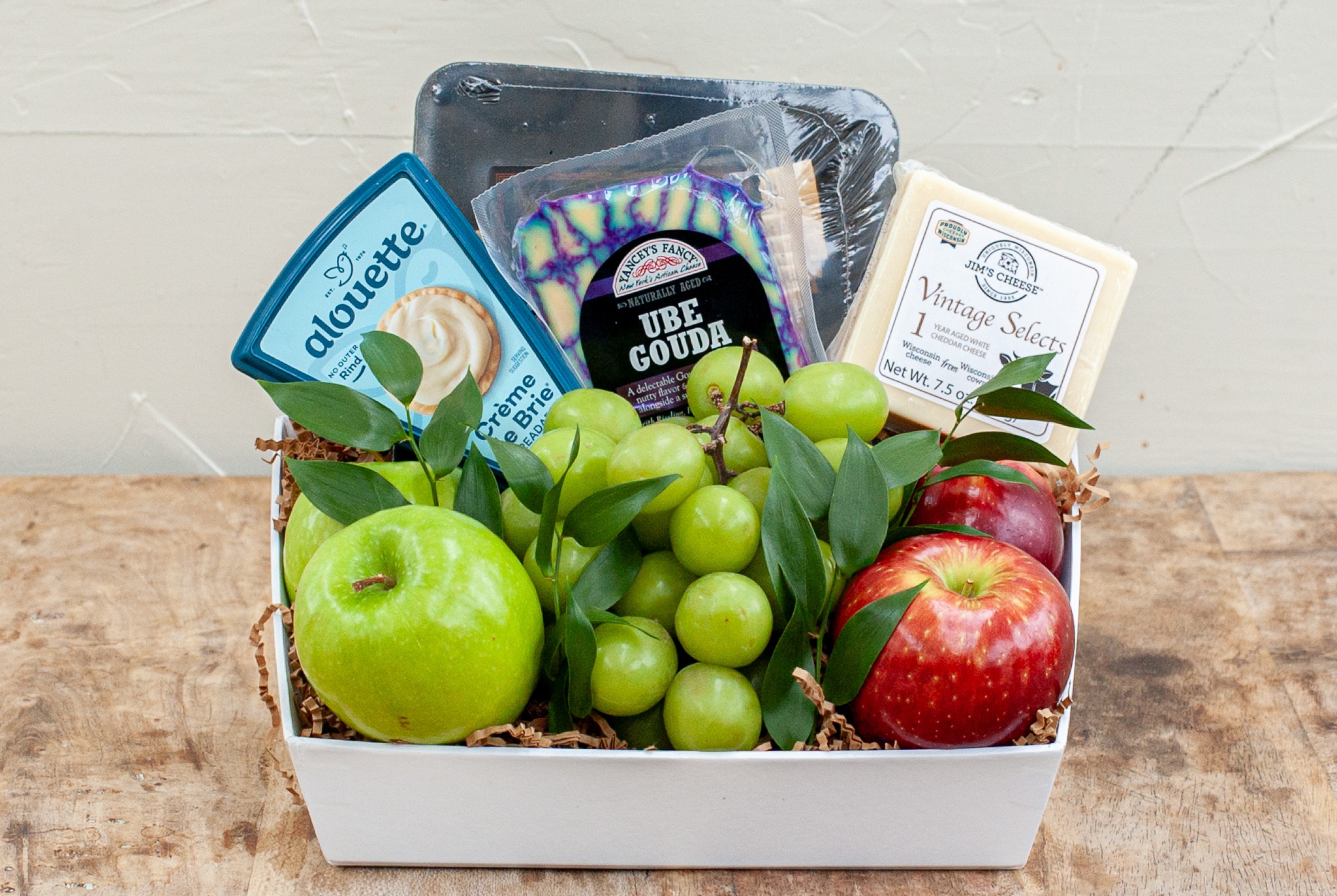 About: product commerce Fruit & Cheese Pairing