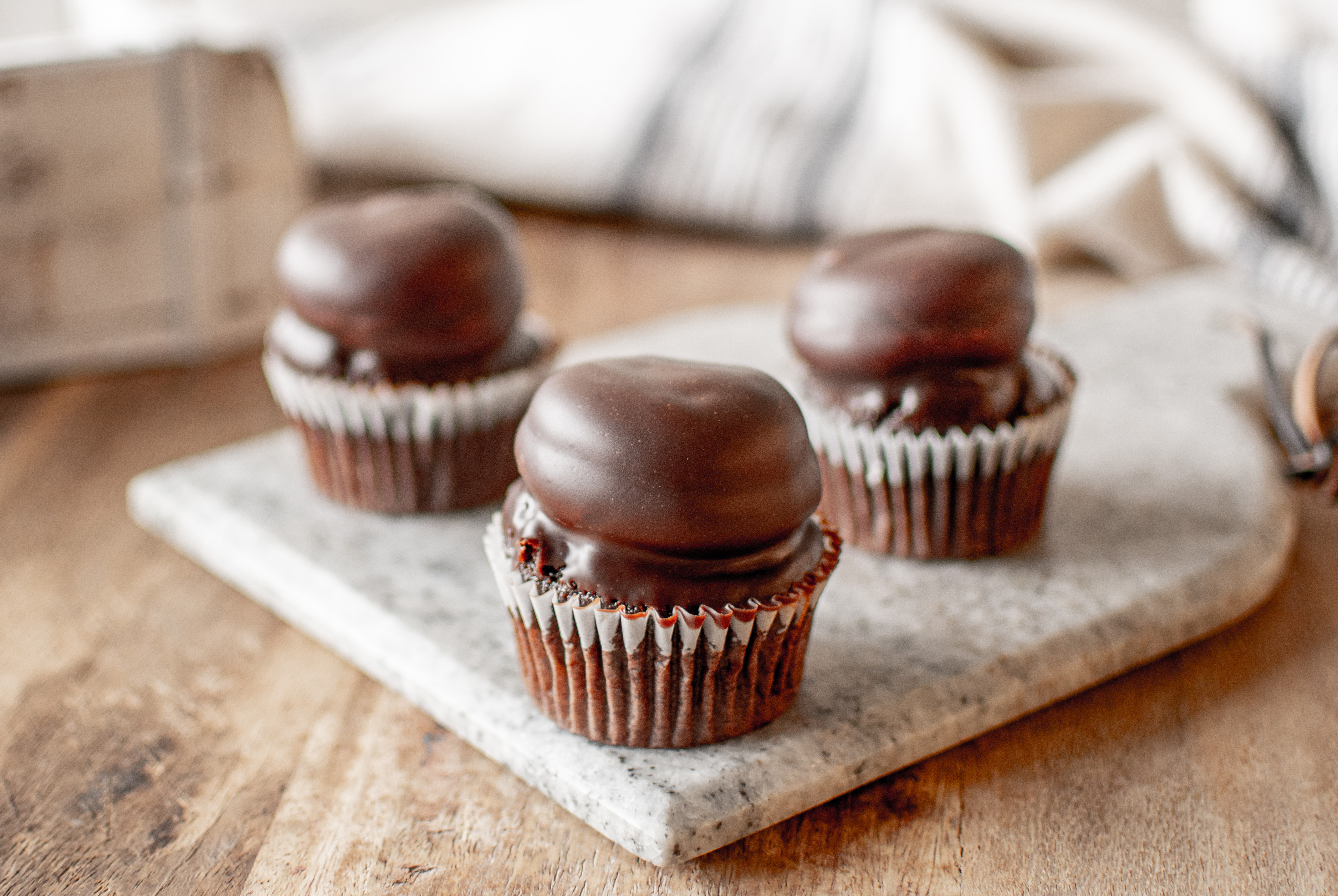 About: product commerce Bumpy Cupcakes