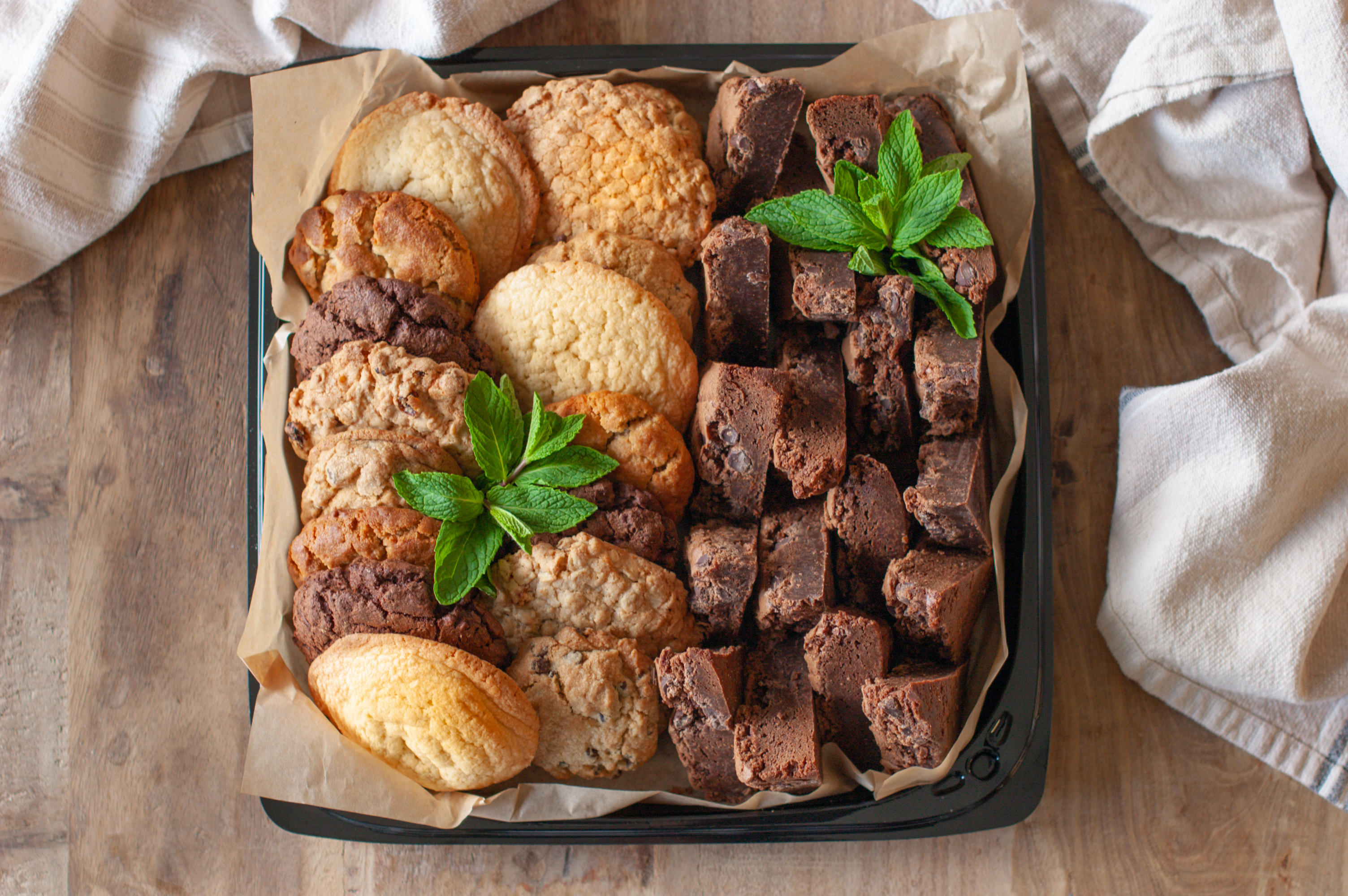 About: product commerce Cookie Brownie Tray