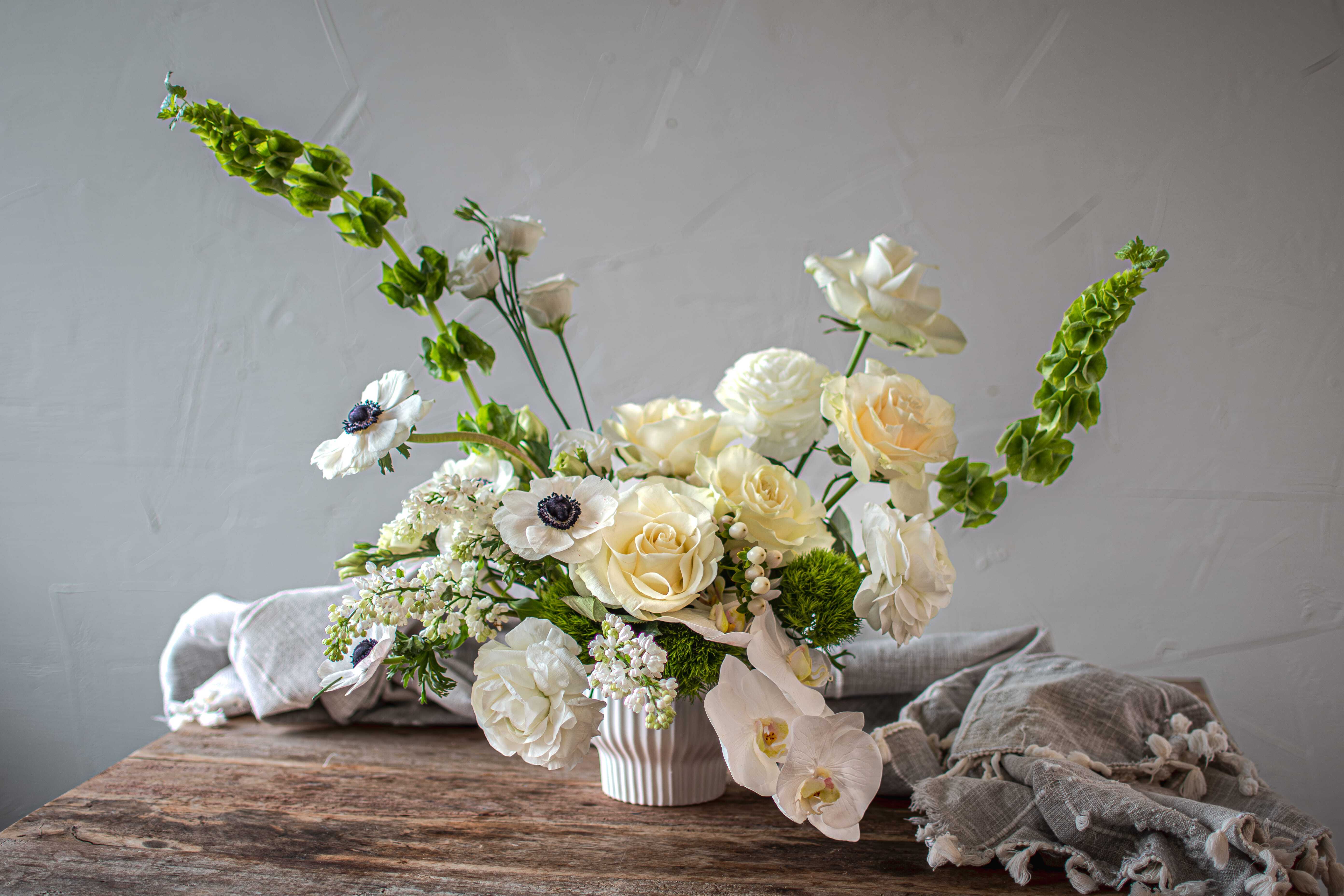 About: product commerce The Angela