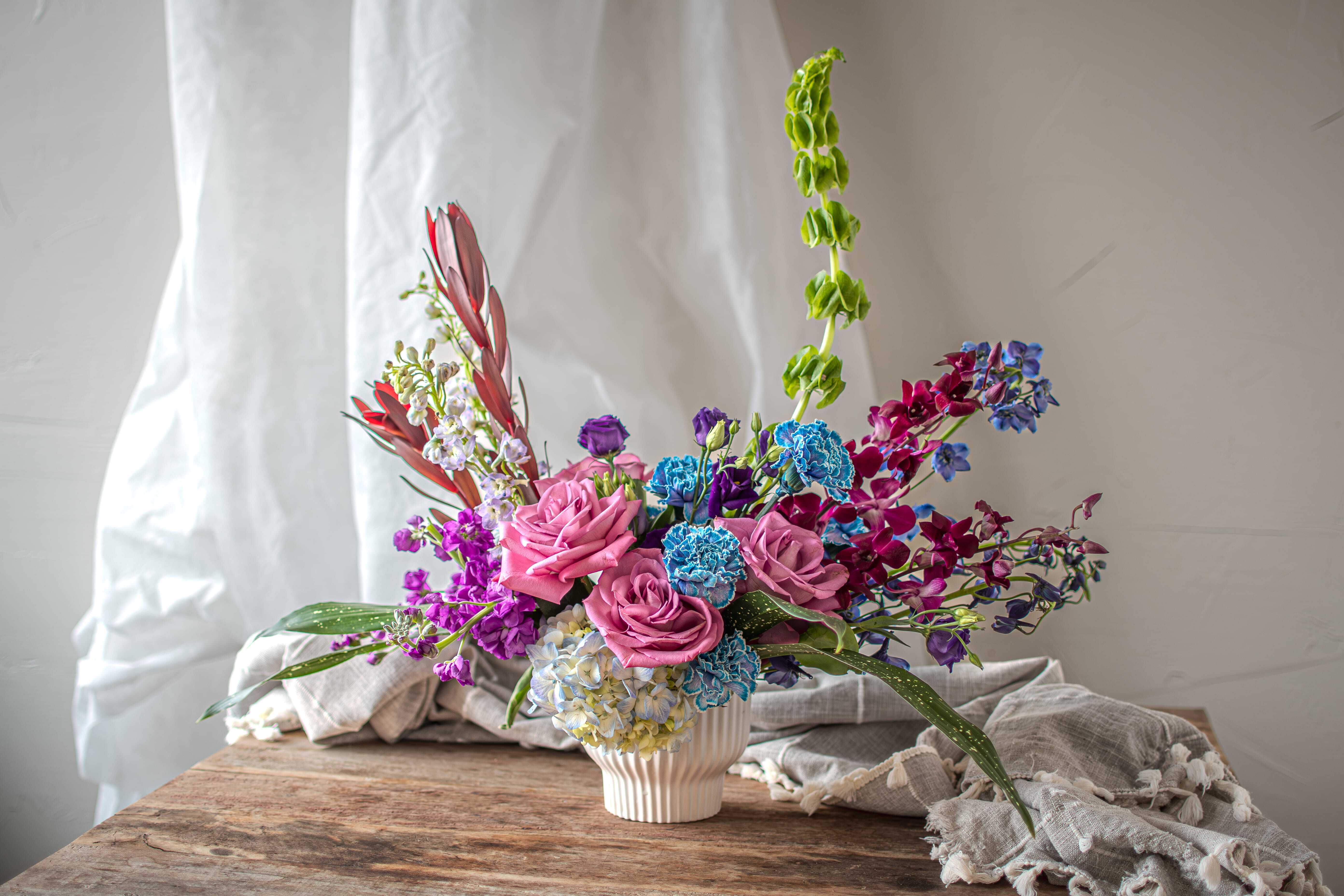 About: product commerce The Amber