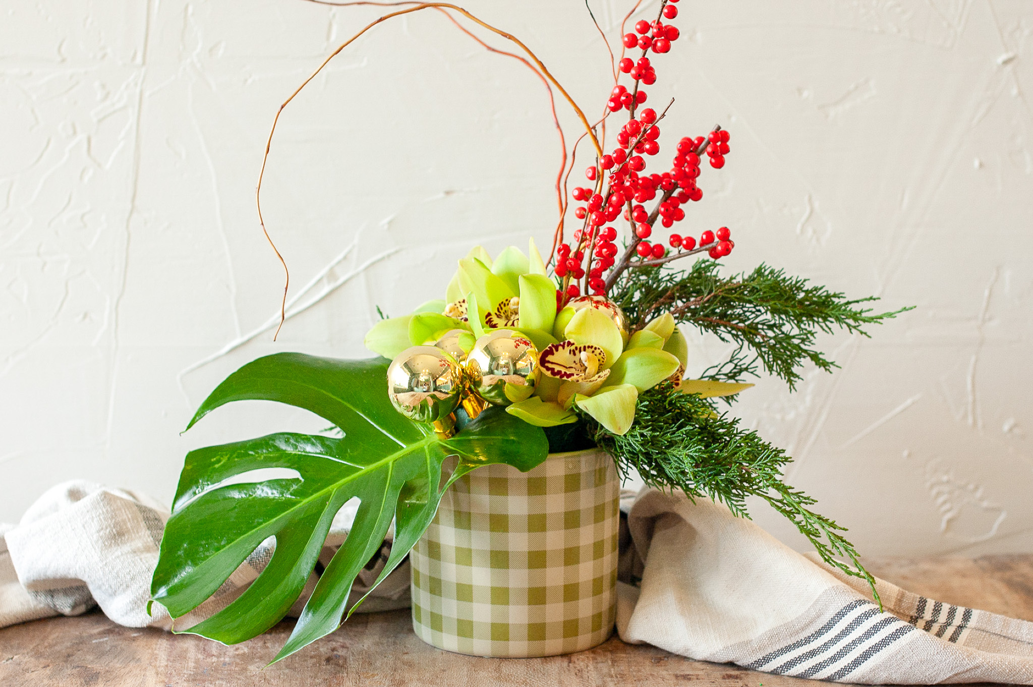 About: product commerce The Linda