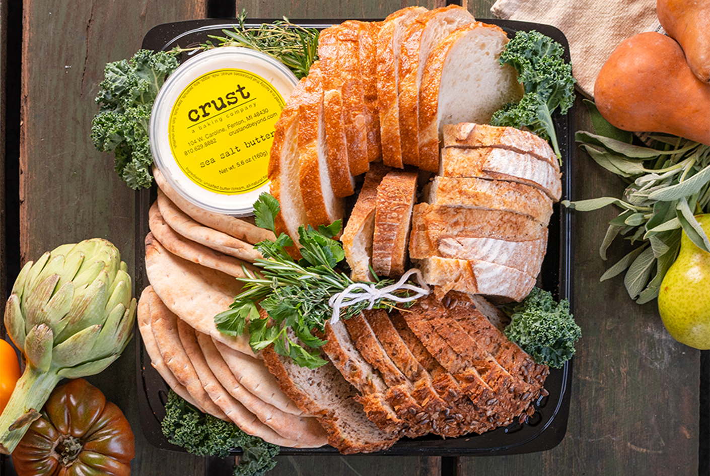 About: product commerce Deluxe Bread Tray